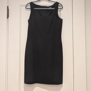 Tahari Black Sleeveless Dress with Scoop Neckline Size 8